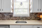1633 Cedar Springs Cir - Photo 12