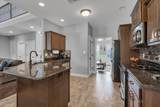 803 Carousel Ct - Photo 16