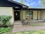 201 Yale Dr - Photo 2