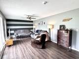1842 Holloway Cir - Photo 2