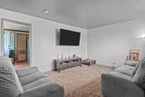 532 Gale Dr - Photo 3