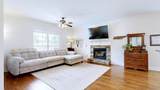 804 Twin View Dr - Photo 17