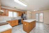 523 Upsall Dr - Photo 9