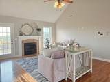 894 Samantha Ln - Photo 7