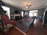2403 Cason Ln - Photo 9
