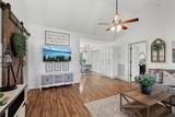 557 Skyview Dr - Photo 4
