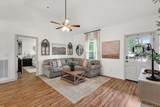 557 Skyview Dr - Photo 5
