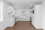 2917 Crescent Cir - Photo 10