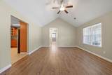 1038 Colony Circle - Photo 6