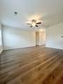 908 Beverly Ct - Photo 2