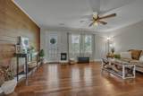 1025 Greenwood Rd - Photo 2