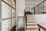 712 Desmond Dr - Photo 4