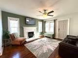 215 Thomas Ter - Photo 7