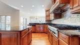 309 New Kent Ct - Photo 14