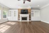 804 Wickshire Dr - Photo 16