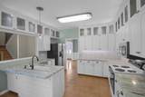 906 Mantes St - Photo 9