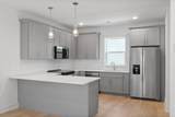 550 Markham St - Photo 5