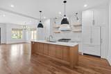 2621 Barclay Dr - Photo 17