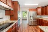 8007 Timber Cove Dr - Photo 11