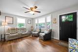 212 Clearview Dr - Photo 4