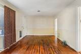 2923 Teakwood Dr - Photo 7