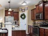 2430 Duxbury Dr - Photo 17