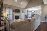 1021 Luton Way - Photo 18