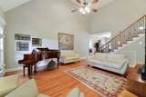 1315 Marathon Dr - Photo 25
