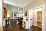 725B N Russell St - Photo 12