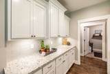 725B N Russell St - Photo 17