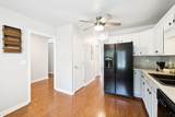 4863 Woodview Dr - Photo 19