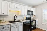 4863 Woodview Dr - Photo 20