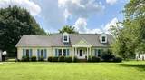 512 Riverview Dr - Photo 1
