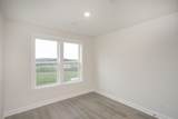 905 Champion Circle - Photo 18