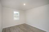 905 Champion Circle - Photo 30