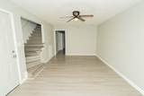615 Doane Dr - Photo 3
