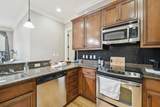 820 N Thompson Ln - Photo 9