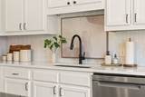 1188 Hunters Chase Dr - Photo 15