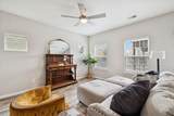 1042 Hemlock Dr - Photo 9