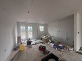203 Hilltop Dr - Photo 5
