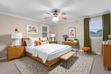 1302 Twin Springs Dr - Photo 19