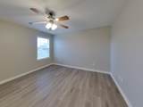 414 Niagra Ln - Photo 7