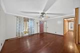 407 Ambrose Dr - Photo 6