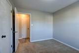 2825 Teakwood Dr - Photo 16