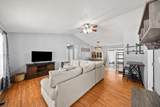 1365 Pilgrim Dr - Photo 6