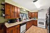 215 Ewing Dr - Photo 16
