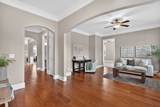 1005 Montrose Dr - Photo 7