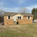 1320 Courtney Dr - Photo 1