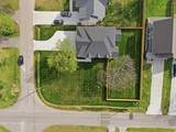726 Newhall Dr - Photo 66