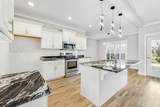 814 Stovers Gln - Photo 16